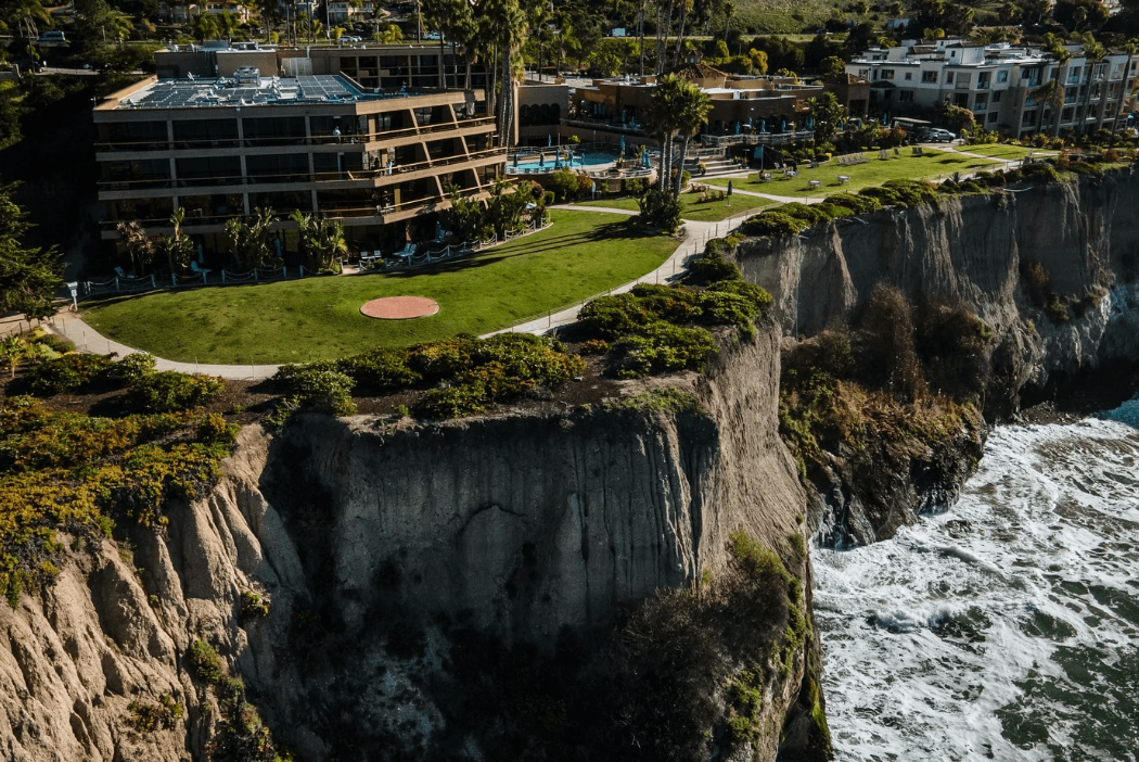 The Cliffs - Main image
