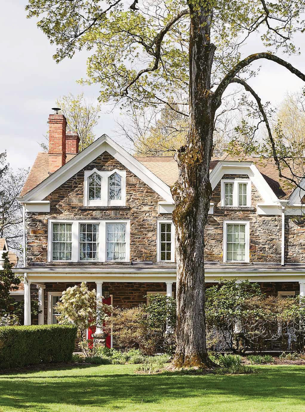 Hasbrouck House - Main image